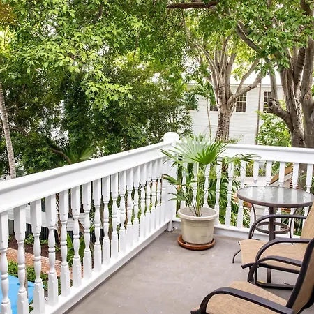 Sailfish Suite On Duval